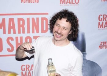 Luisito Comunica sorprende en Miami con su explosivo tequila Gran Malo