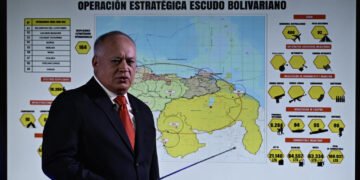 Venezuela lanza una operación antidrogas ante la llegada de barcos de guerra de EEUU