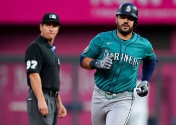 ¿Lo logrará? Eugenio Suárez quiere ser el primer venezolano en realizar esta hazaña