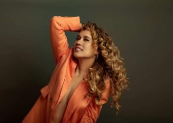 ‘Mi música florece en Miami’. La cantautora cubana Niuver presenta en concierto los temas de ‘Vivir’