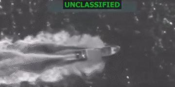 EEUU destruye otra supuesta narcolancha, el segundo ataque en menos de 24 horas cerca de las costas de Colombia