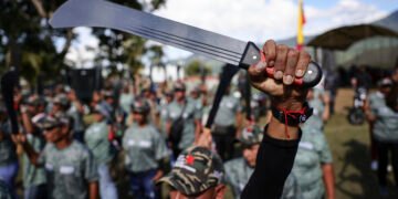 El chavismo engrasa la guerra psicológica en busca de tiempo para Maduro ante la presión de Estados Unidos