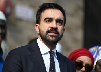 El demócrata Zohran Mamdani gana la contienda por la alcaldía de la ciudad de Nueva York