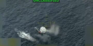 EEUU destruyó narcosubmarino en medio de la «Operación Lanza del Sur» (VIDEO)