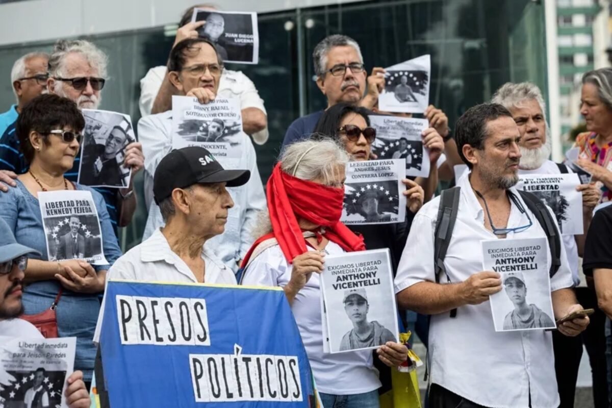 #TeExplicamosElDía | Miércoles 24 de diciembre La ONG Foro Penal informó que hay 838 presos políticos en Venezuela