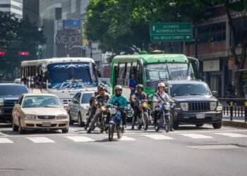 Transportistas aseguraron que aumento del pasaje quedó “desfasado” 