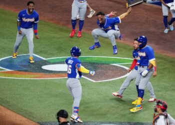 ¡Sayonara! Venezuela acabó con la supremacía de Japón y se metió en semifinales del Clásico Mundial de Béisbol