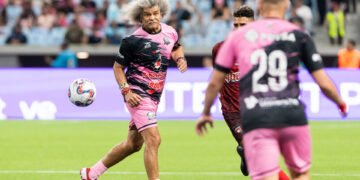 El «Pibe» Valderrama rechazó 2 millones de dólares para cortarse su icónica cabellera