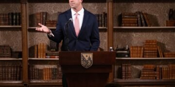 VIDEO: El poderoso discurso de un juez federal de EEUU nacido en Venezuela sobre el daño que hizo Chávez