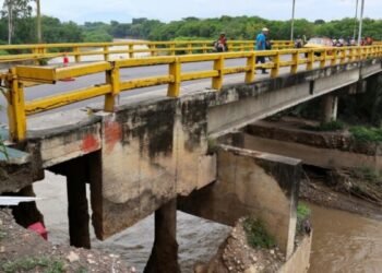 Autoridades mantendrán el cierre del puente Santander durante un mes