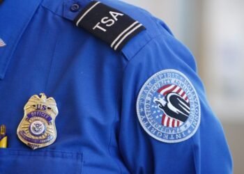 La TSA cambió controles en aeropuertos de EEUU: tres novedades que transforman el paso por seguridad