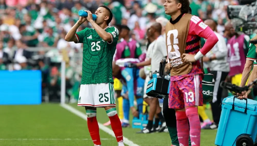 Las pausas de hidratación acercan el Mundial al «showbiz» de EEUU