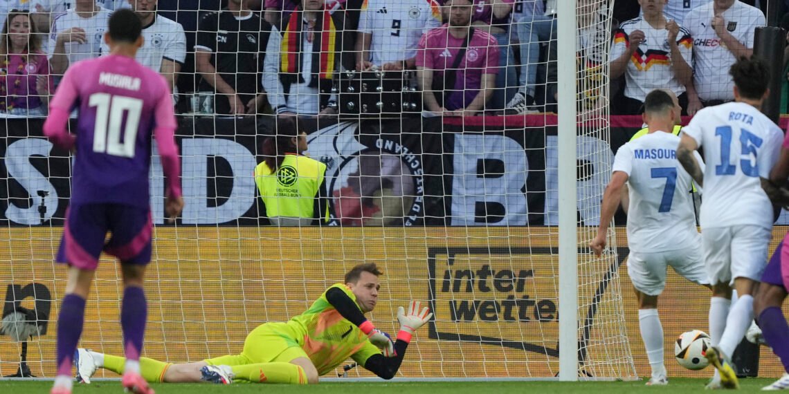Nagelsmann fía la portería de Alemania al “aura” del viejo Neuer