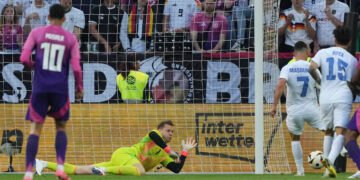 Nagelsmann fía la portería de Alemania al “aura” del viejo Neuer