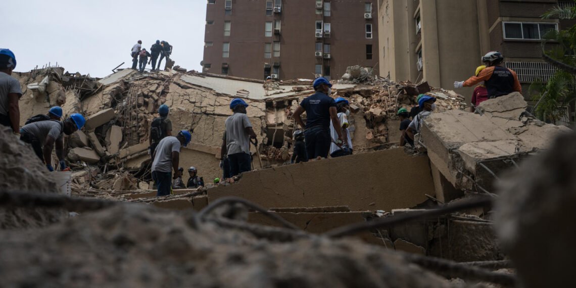 Sobreviviente del terremoto en Caracas tras perder a su padre: «Bajé al infierno y Dios me rescató de allí»